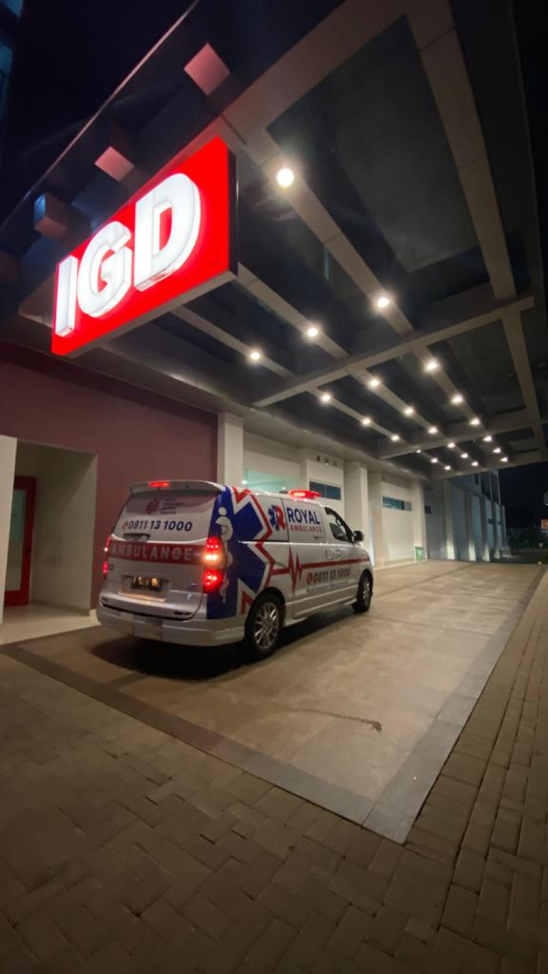 Ambulance Medical dan Non Medical VIP