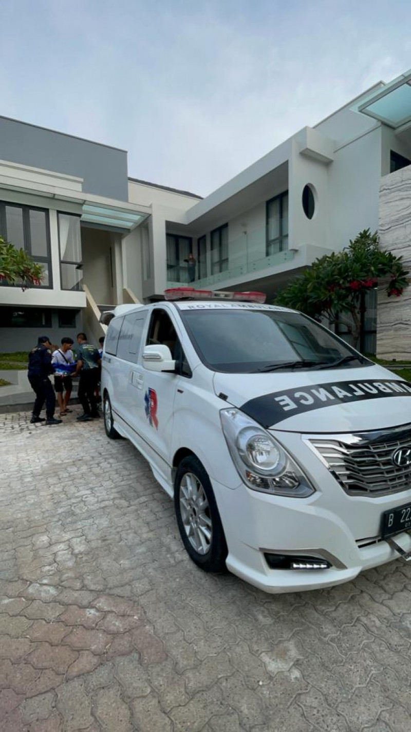 Ambulance Medical dan Non Medical VIP