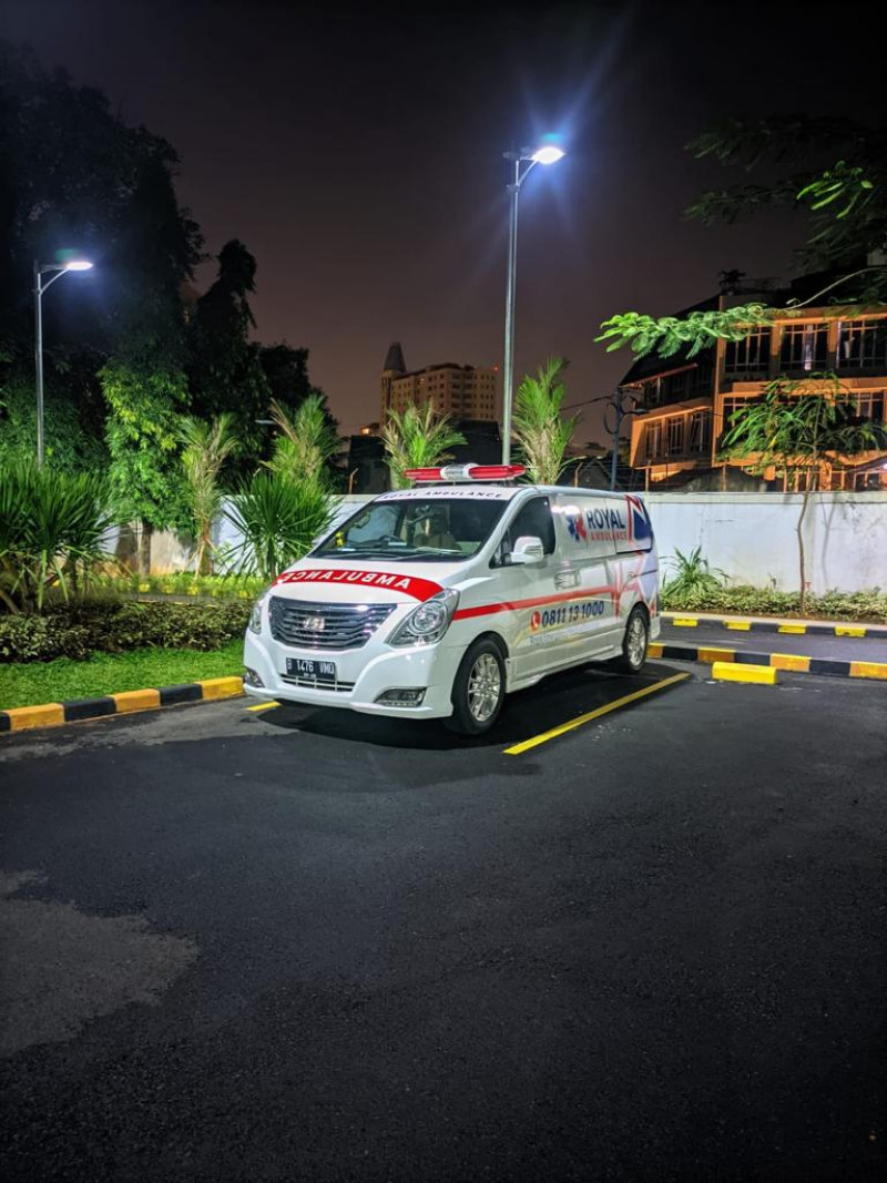 Ambulance Medical dan Non Medical VIP