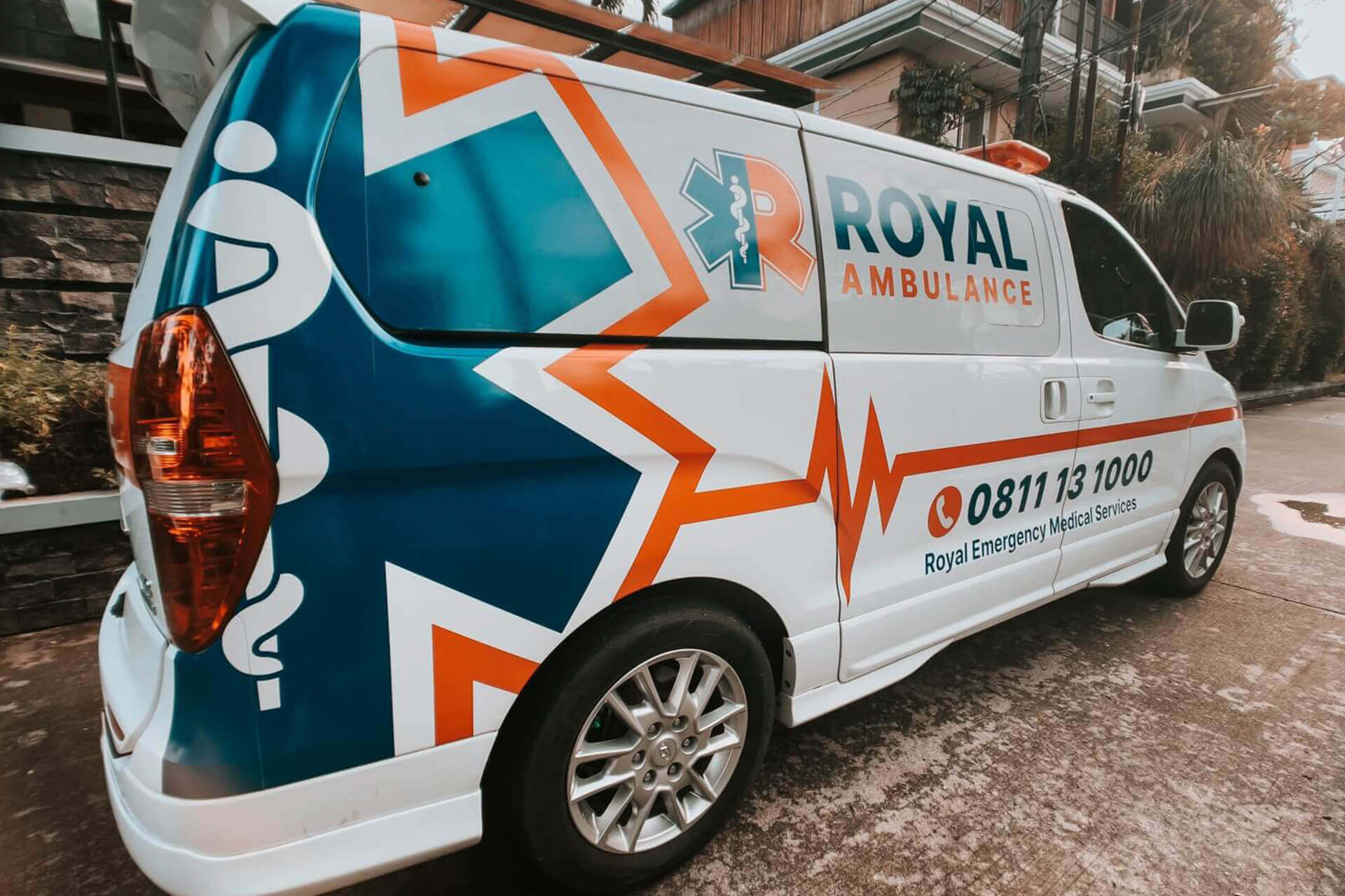 SEWA AMBULANCE BEKASI 24 Jam Terdekat Harga Terjangkau